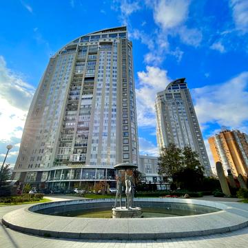 Володимира Івасюка просп. (Героїв Сталінграду), 6