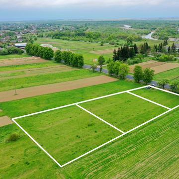 Березівка, Івано-Франківський, Івано-Франківська область 120000.0 USD