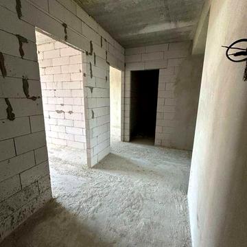 Продам велику 3-х кімнатну квартиру. Готова до ремонту