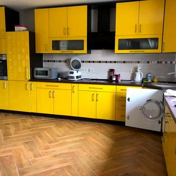 Оренда окремого будинку в Брюховичах