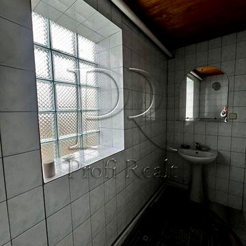 Продаж 5к Дім Молодіжна вулиця