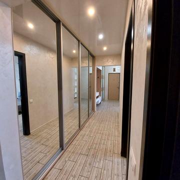 Володимира Українця вул., 111