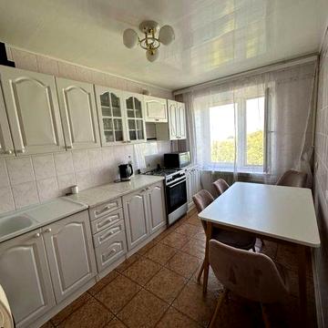Продам 3-кімнатну квартиру