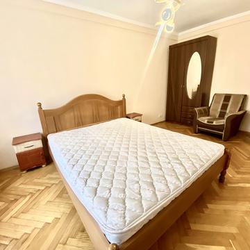 Німанська вул., 2