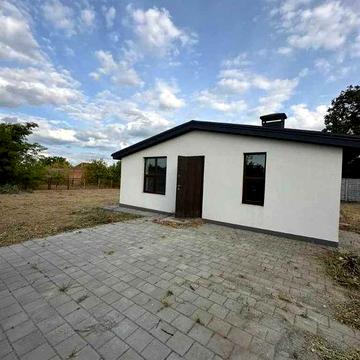 Продам дом в Подгороднем. Газоблок.Новый