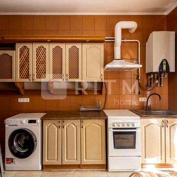 ОРЕНДА напівособняку з просторими кімнатами по вул.Медична