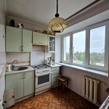 Героїв Крут вул. (Валентини Терешкової), 41