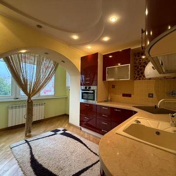 Здається в оренду 3х квартира Майдан