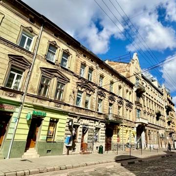 Пантелеймона Куліша вул., 43