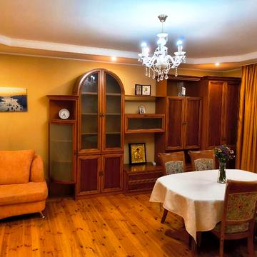 Миколи Голего вул. (Лебедєва-Кумача), 5