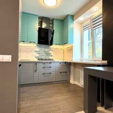 В продаже 2-к. квартира - улица 23 Августа,62,Павлово поле(код89086)