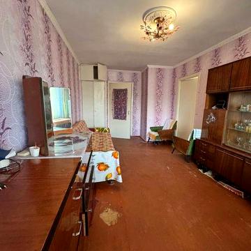 Продається 3-кімнатна квартира Ладан 5 поверх