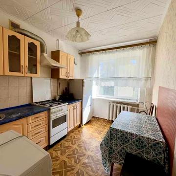 Продажа 2х кімнатної квартири, вул. Ратушного 33