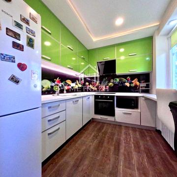 Продам 2 ком. квартиру по ул. Деревянка, Павлово Поле (89095)