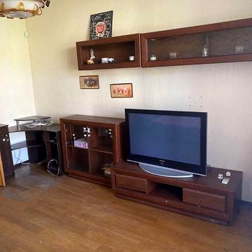 Сдам СВОЮ двухкомнатную квартиру в центре в центре