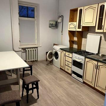 3- кімнатна Квартира в оренду
