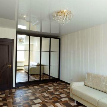 Домобудівельна вул., 3