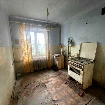 Продаж 2-кімнатної квартири в самому центрі смт Ярмолинці!  39449