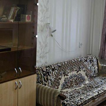 Правий беріг.Власник .2-х кімнатна