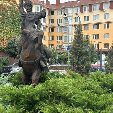 Тарасівська вул., 21