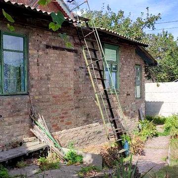 Продаж пів-будинку на вул. Долинського Луки,3 (Кареловська)