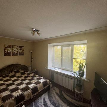 Продам 2-х кімнатну квартиру