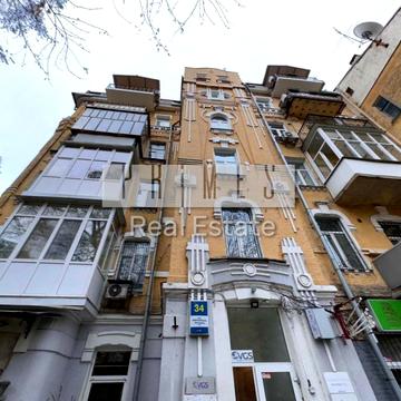 Рейтарська вул., 34