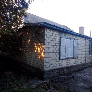 Продам дом с хорошей локацией
