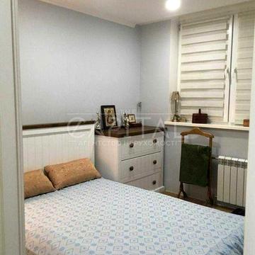 Продаж квартира 41м2, вул. Урлівська, Дарницький, Осокорки