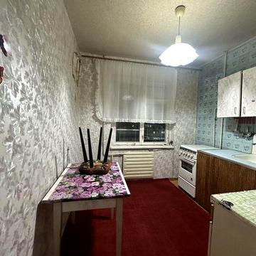 Здається в оренду двокімнатна квартира вул. Захісників