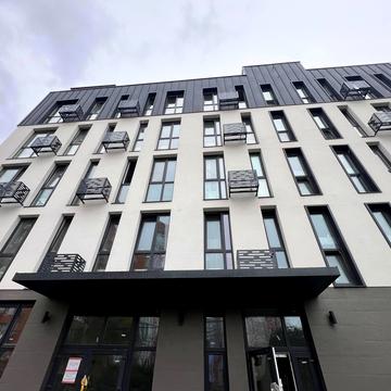 Осіння вул., 28