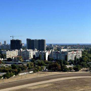 Краснова вул., 1-Б