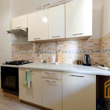 БЕЗ КОМІСІЇ Продаж 2-кімнатної квартири, Корзо