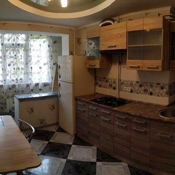 6 Слобідська, 1-комнатна, крупногабаритна довгострокова оренда