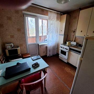Продам 1-кімнатну квартиру,проспект Леся Курбаса