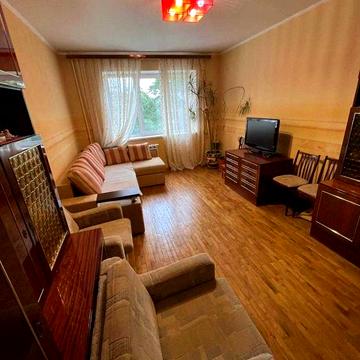Продаеться 3 кім вул Героїв Днепра 34а, 71 м2