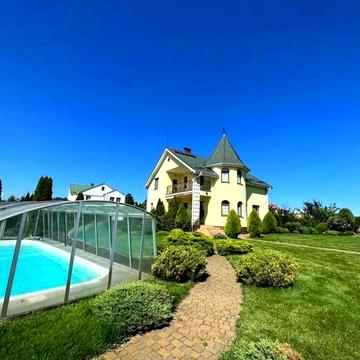 WOW! Ексклюзив на ринку! Продаж маєтку в мальовничому селі Пухівка!