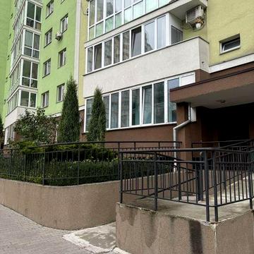 1-кімнатна квартира на першому поверсі, вул. Київська, 261 ЖК Діамант