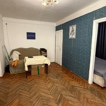 Ніжинська вул., 33