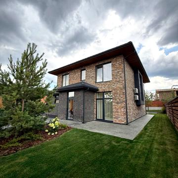 Вишнева вул.