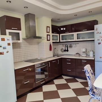 Здам велику однокімнатної квартиру в Вишневому