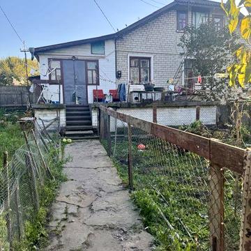 Продаю частину  велику будинку у Станішівці