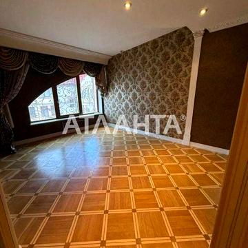 Велика 3 кімнатна квартира у центрі Одеси - біля парку Шевченка.