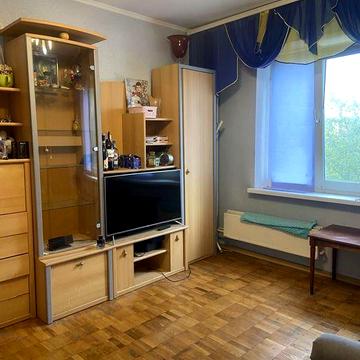 Продається 3-х кімн. квартира, Мінський масив, вул. Полярна,