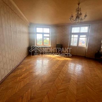 Продам велику 2-кім кв в історичному центрі Харкова  пл.Павлівська,2
