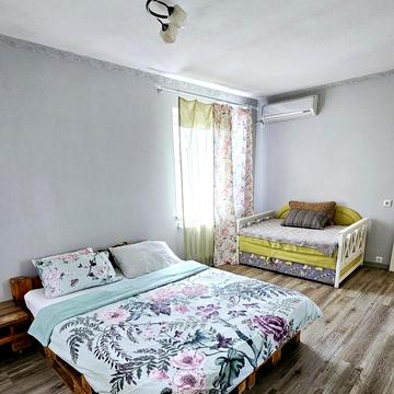 Петра Калнишевського просп. (Косіора), 60