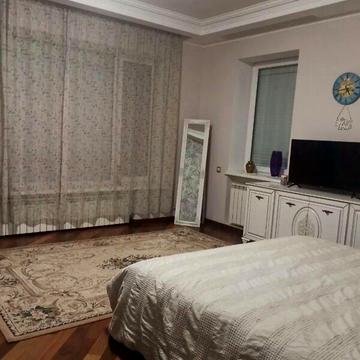 Продаж 5к Дім Київська вулиця