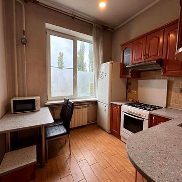 Джона Маккейна вул. (Івана Кудрі), 13/2
