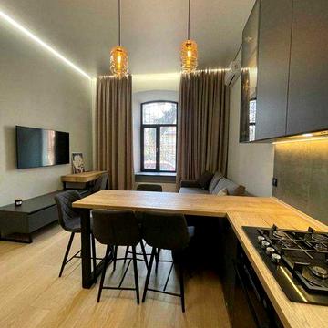 ПРОДАМ однокімнатну квартиру з ремонтом та АГВ в ЦЕНТРІ, вул. Канатна