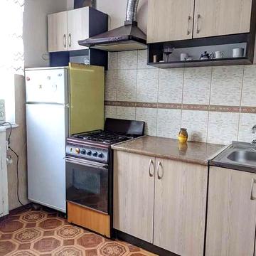 Вишгород центр. вул. Гриненка 1-А. Продаж 2к квартири. Газ!